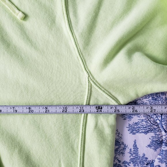 Nike NSW Club Floral Embroidered Logo Green Fleece Pullover Hoodie - Picture 7 of 10